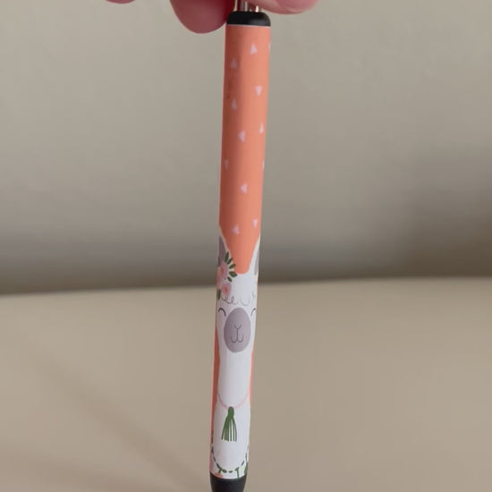 Video of llama pen to show full design. 